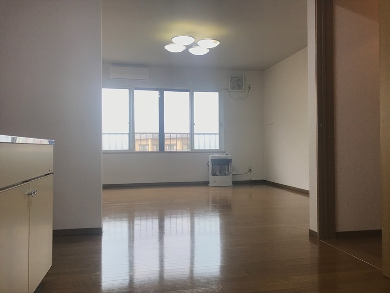 居室・リビング　LDK（13.8帖）の様子