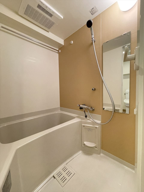 バス・シャワールーム　※同タイプ参考写真