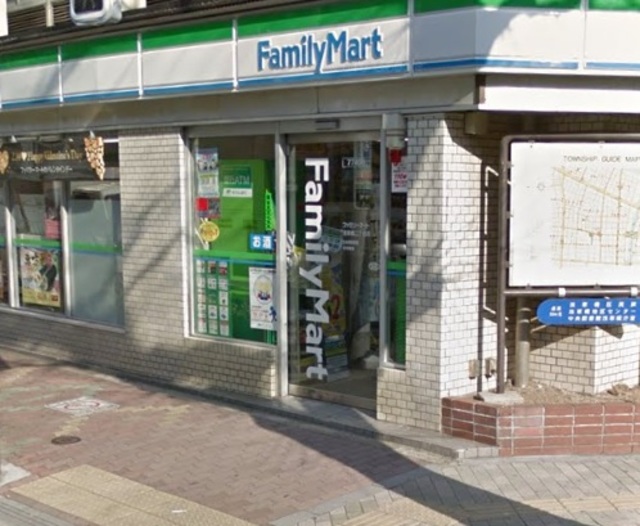 コンビニ　ファミリーマート浅草橋二丁目店（コンビニ）まで1370m