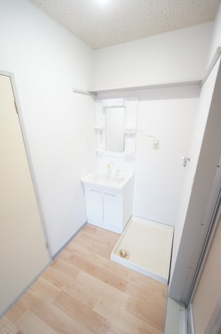 洗面設備　物件、駅でお待ち合わせでのご案内歓迎！