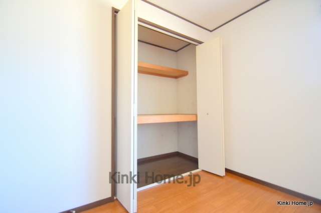 収納　写真は別のお部屋のものでございます
