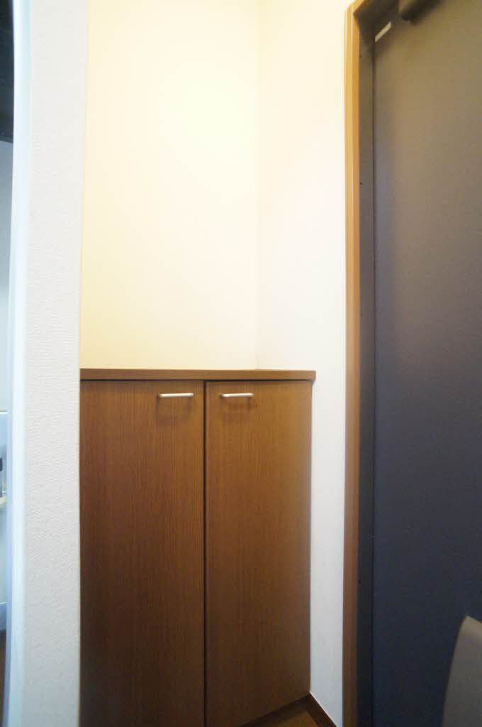 玄関　下駄箱