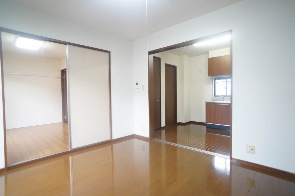 居室・リビング　東洋室