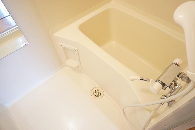 バス・シャワールーム　浴室