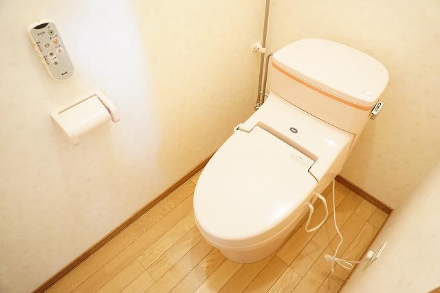 トイレ　トイレ