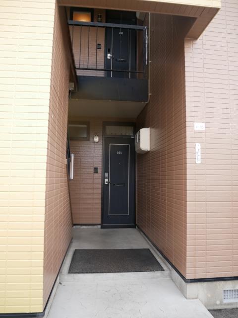 エントランス　エントランス