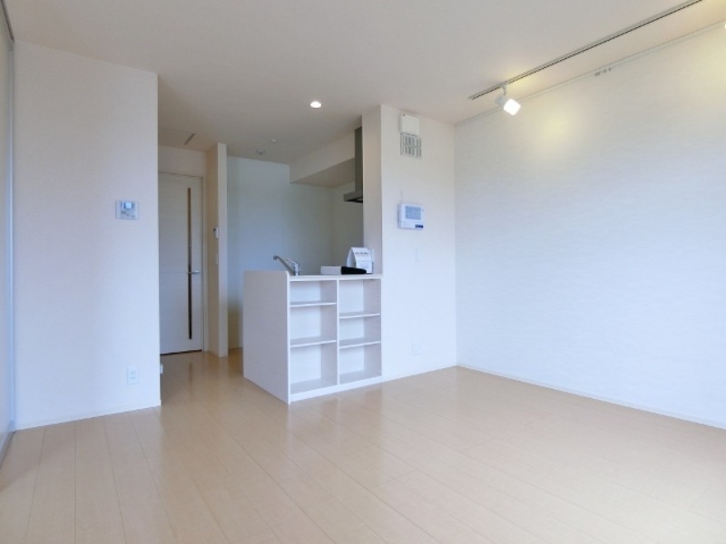 居室・リビング　図面と現状に相違がある場合には現状を優先