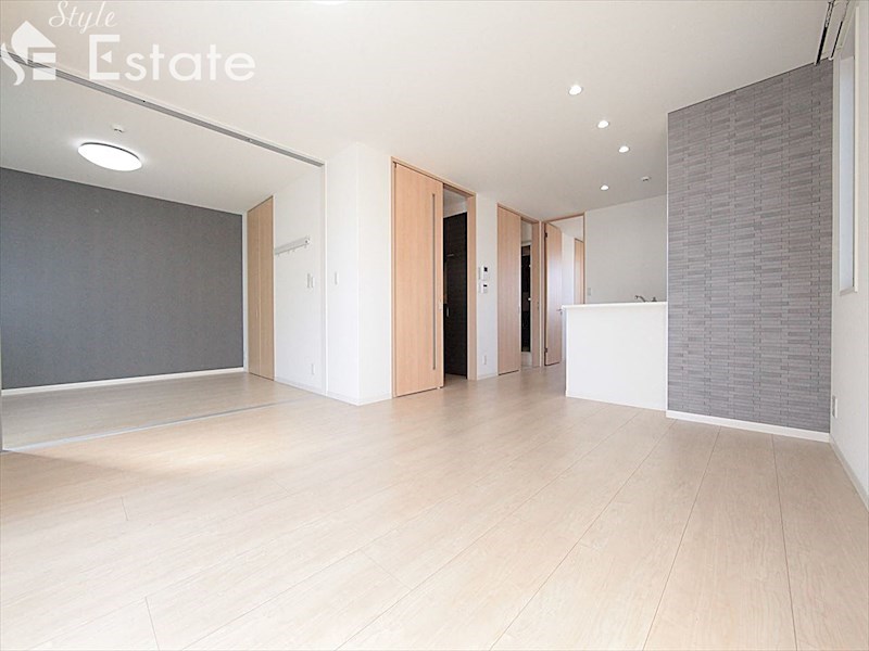 居室・リビング　内装