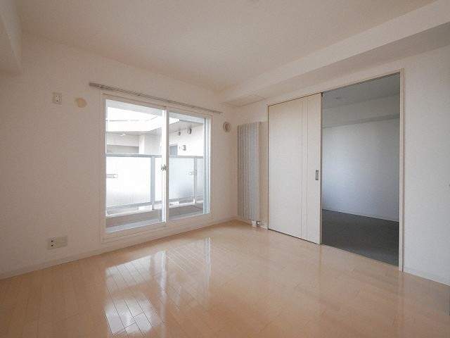 居室・リビング　★札幌駅徒歩4分好立地♪★都市ガス・エアコン付・西向き♪★