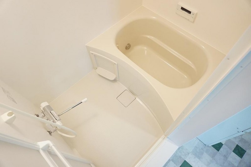 バス・シャワールーム　浴室