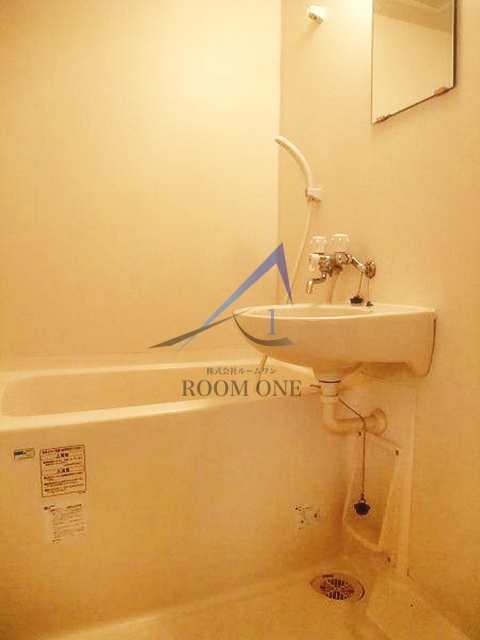 バス・シャワールーム　お風呂です。