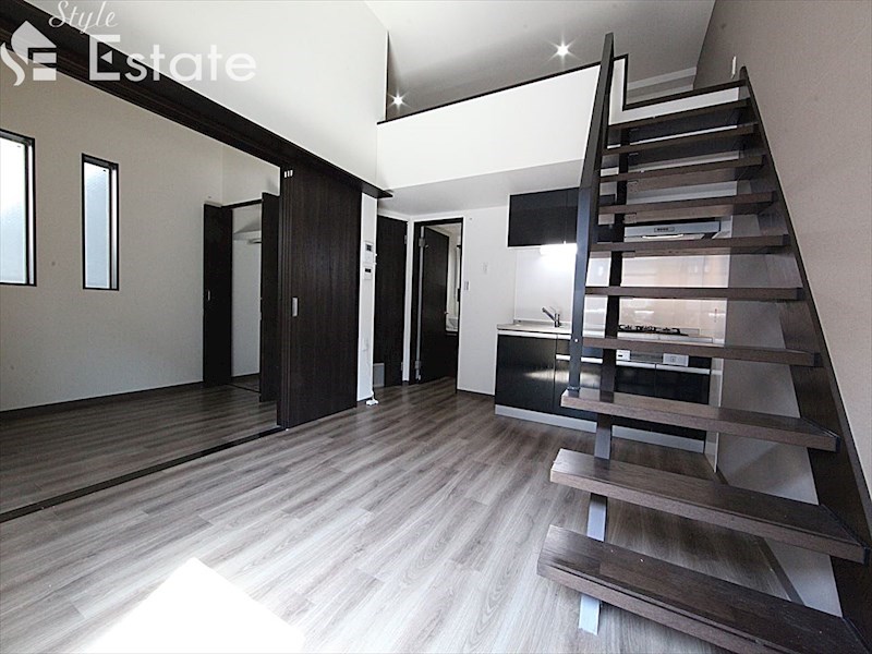 居室・リビング　内装