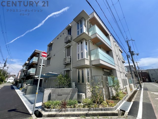 建物外観　オートロック付きでセキュリティ面も安心！