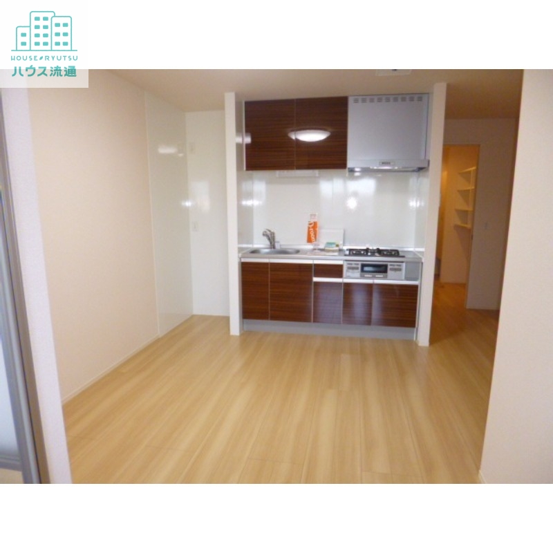 居室・リビング　※同タイプ別号室のお写真です