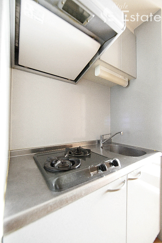 キッチン　システムキッチン（ガス2口コンロ）