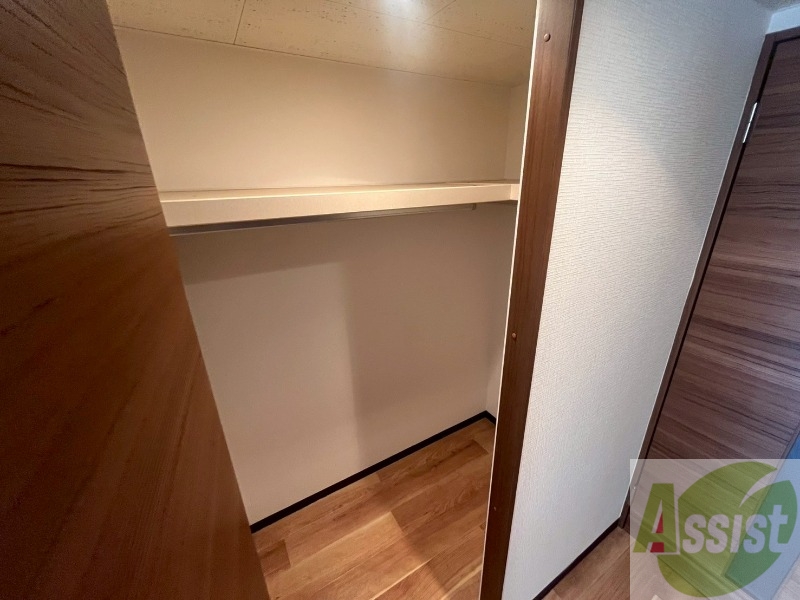 収納　クローゼットがありました。お洋服や荷物はここへ