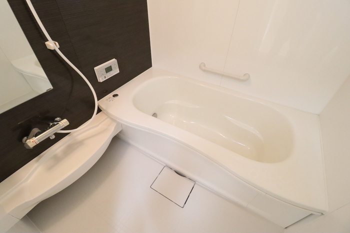 バス・シャワールーム　※反転タイプのお写真です