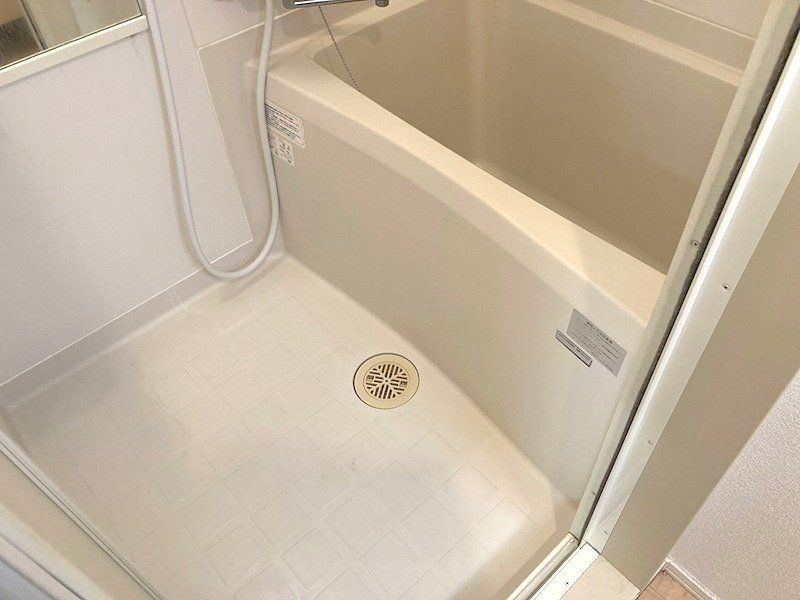 バス・シャワールーム　バス