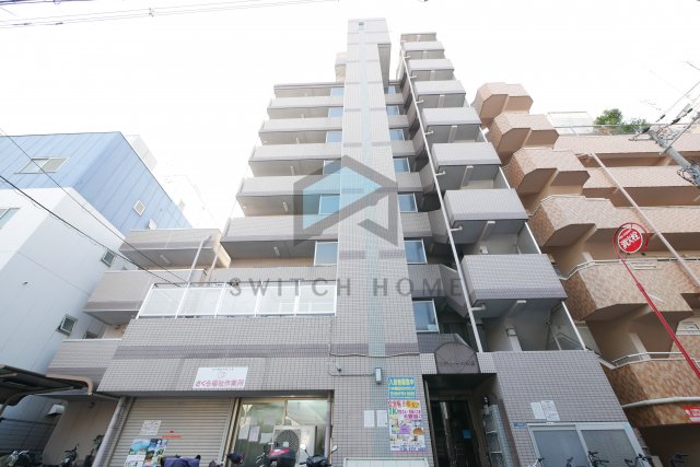 建物外観　落ち着いた雰囲気の外観です