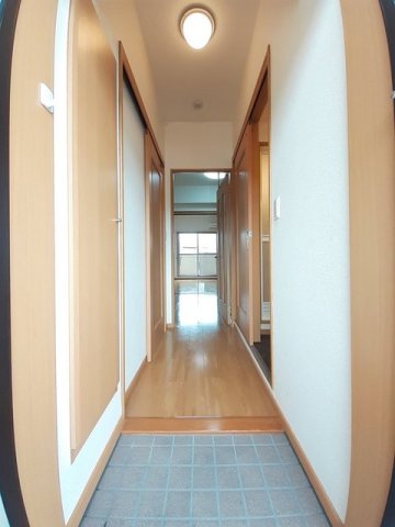 玄関　シンプルで使いやすい玄関です