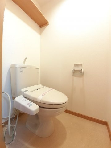 トイレ　トイレもきれいです