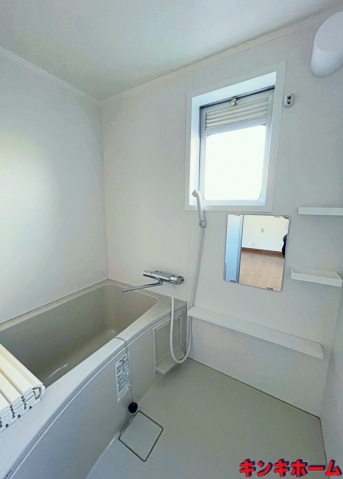 バス・シャワールーム　別の部屋のお写真です。