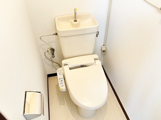 トイレ　シャワー付きトイレ