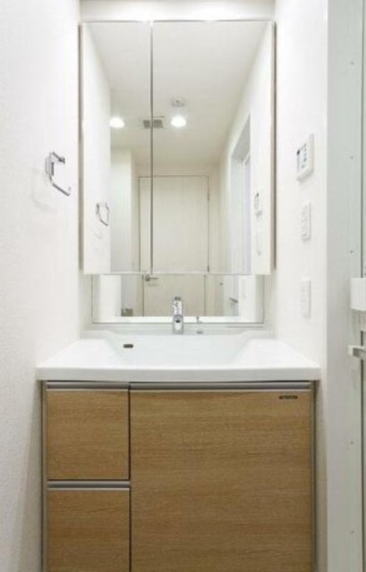 洗面設備　同タイプ