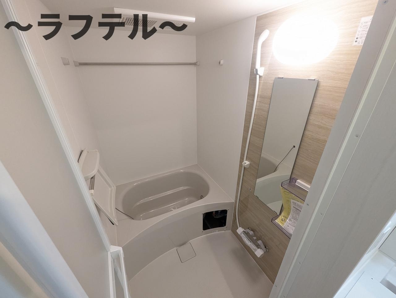 バス・シャワールーム　同メーカー施工　別部屋イメージ写真