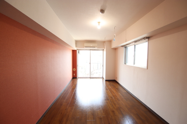 居室・リビング　（照明は設備ではありません）