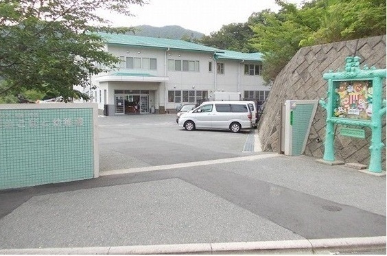 幼稚園・保育園　焼山こばと幼稚園（幼稚園・保育園）まで1900m