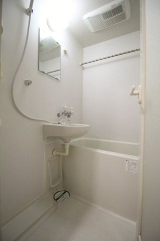 バス・シャワールーム　（別タイプ参照）スパシエ ルクス 池袋　池袋本町２