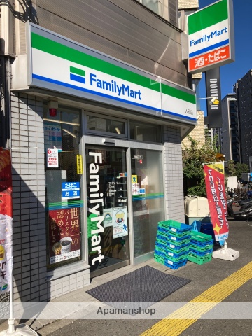 コンビニ　ファミリーマート（コンビニ）まで448m