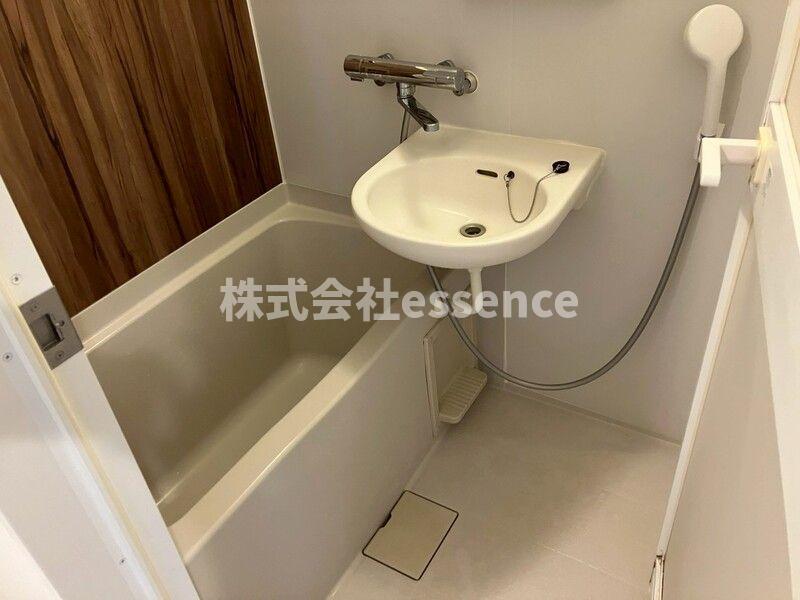 バス・シャワールーム　弊社ではオンライン対応・現地対応可能です♪