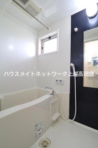 バス・シャワールーム　追焚機能付（参考同型101号室室内写真）