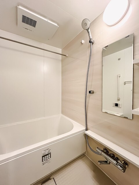 バス・シャワールーム　※写真は同タイプ住戸です。