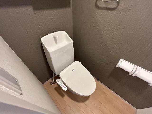 トイレ　シャワー付トイレ