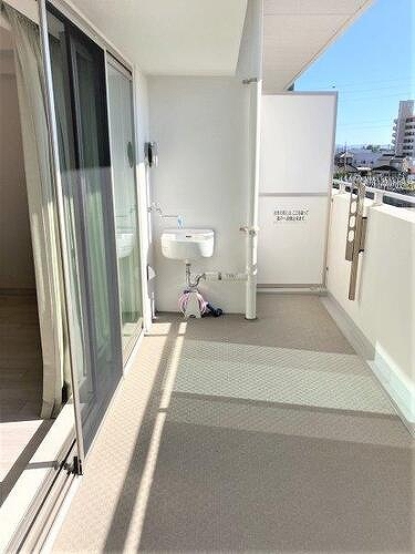 バルコニー　バルコニー