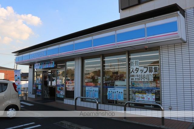 コンビニ　ローソン（コンビニ）まで194m