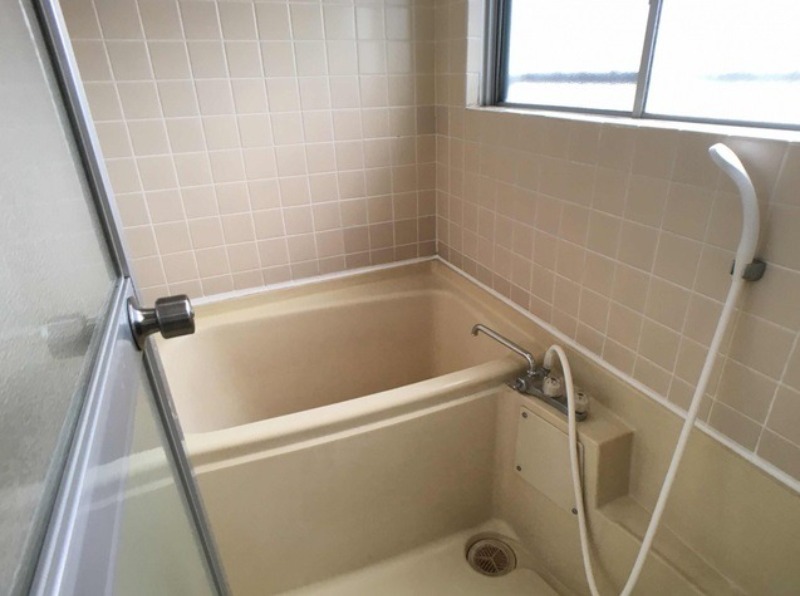 バス・シャワールーム　図面と現状に相違がある場合には現状を優先