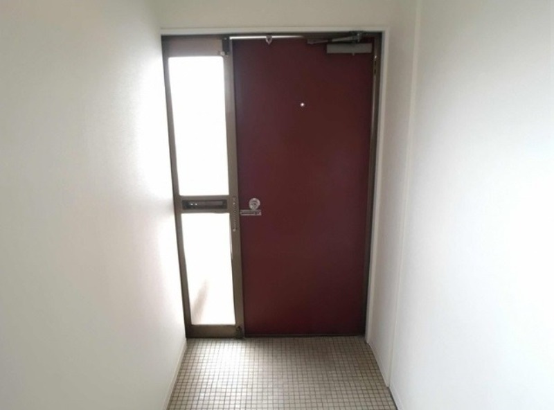 玄関　図面と現状に相違がある場合には現状を優先