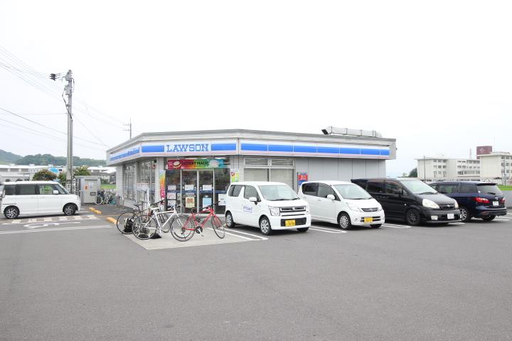 コンビニ　ローソン南国岡豊町中島店（コンビニ）まで1216m