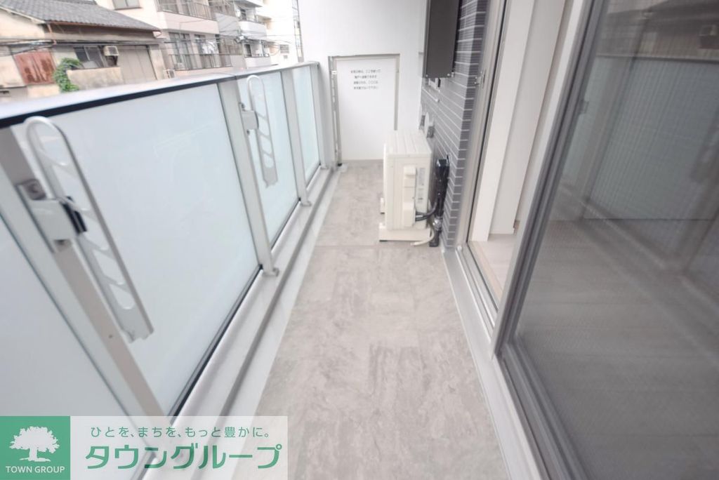 バルコニー　バルコニー