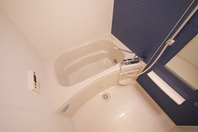 バス・シャワールーム　お風呂です