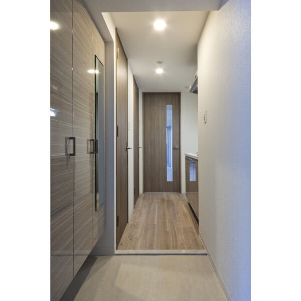 玄関　★見学予約受付中★