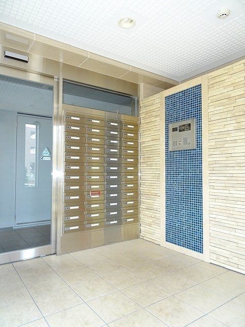 エントランス　エントランス