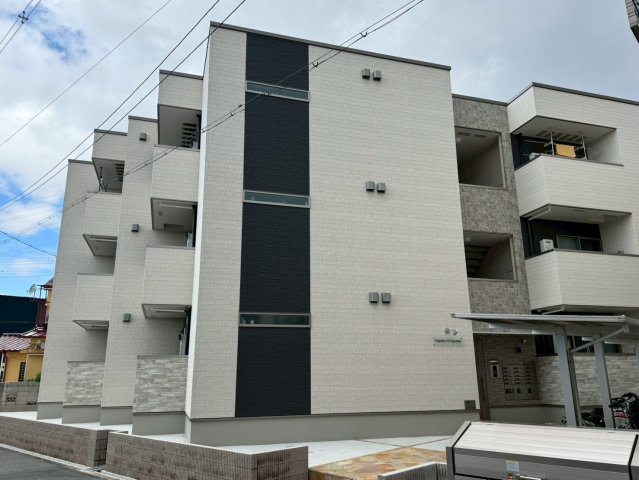 建物外観　モデルルームのため、現況優先いたします。