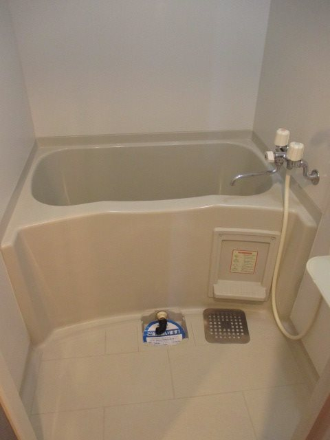 バス・シャワールーム　※別部屋の参考写真となります※現況優先※