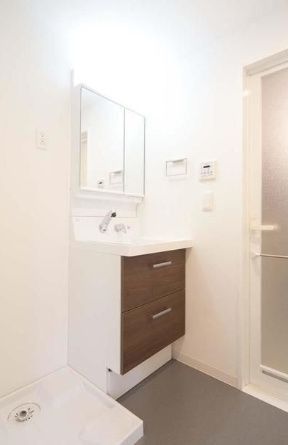 洗面設備　☆嬉しい独立洗面台☆