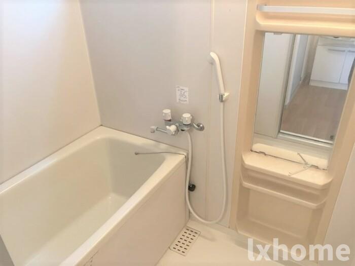 バス・シャワールーム　日々の疲れを癒すお風呂付です